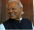 tears in eye given the last farewell its favorite player and actor dara singh