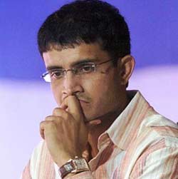 ganguly-to-play-in-ipl-5-06201103