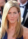aniston angry with hotel emplyoe