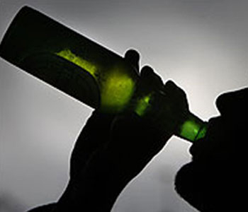 Spurious liquor death toll at 80 at kolkata